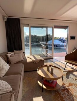 LUXUS Hausboot - 3 Etagen - 100m² Wohnen + 120 m² SONNENTERRASSE - Kamin, Kino, komplett individuell - Berlin
