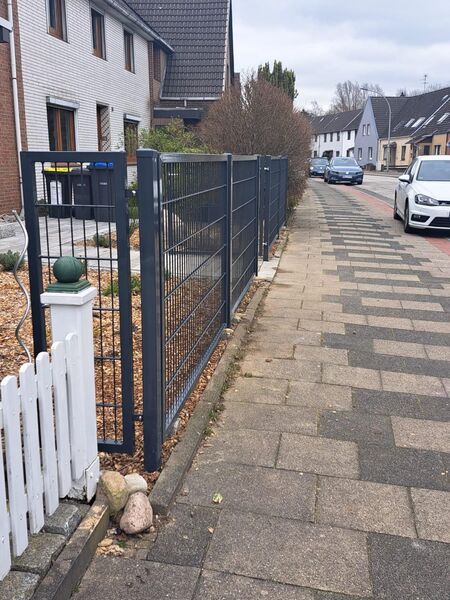 Komplettpaket! 20m Doppelstabmattenzaun H-1,23, 6/5/6, inkl. Gartentür - Bremerhaven