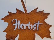 Ahornblatt mit Schrifzug "Herbst" zum Hängen Edelrost - Kraftisried