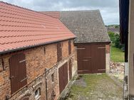 Ländliches Wohnhaus, Stall und Scheune auf großem, gepflegtem Grundstück! - Wenzlow
