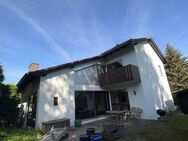 FÜRTH-OBERFÜRBERG * BESTE LAGE * WERTIGE DOPPELHAUS-HÄLFTE * KOMFORTABLES ARZT-DOMIZIL NAHE SCHULE + KITA AM STADTWALD ! - Fürth