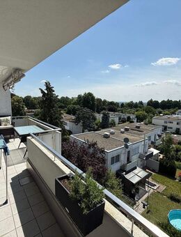 Reizende 3 ZKB Balkonwohnung mit schönem Ausblick am Ulmer Kuhberg - Ulm