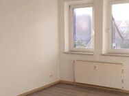Große 4-Raum-Wohnung im Erdgeschoss mit Gemeinschaftsgarten in Lossa Finne! - Finne