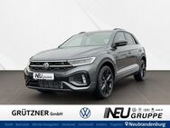 VW T-Roc, 1.5 l TSI R-Line OPF n, Jahr 2022 - Neubrandenburg