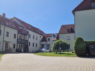 kleine 2--Raum-Wohnung mit Terrasse in ruhiger Lage zu vermieten - Neustadt (Sachsen)