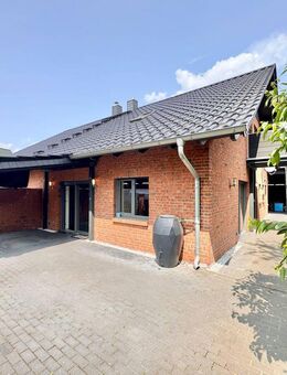 HORN IMMOBILIEN ++ Ueckermünde tolles Einfamilienhaus in zentraler Lage, Wärmepumpe + Einbauküche - Ueckermünde