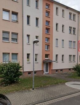 Helle 2-Raum-Wohnung mit Blick ins Grüne - Groitzsch