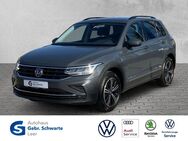 VW Tiguan, 2.0 TDI Life, Jahr 2022 - Leer (Ostfriesland)