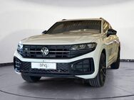 VW Touareg, 3.0 l R-Line V6 TDI (Tiptro nic), Jahr 2022 - Balingen