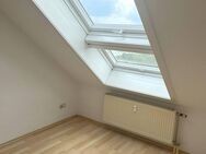 Kleine Wohnung im Dachgeschoss - Neuhaus (Rennweg)