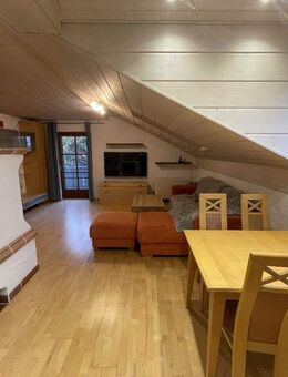 NEU! Liebenswerte Wohlfühlwohnung unterm Dach! - Denklingen