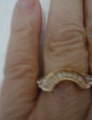 Ring 750 vergoldet Gr.17,4 (54) mit Steinen besetzt sieht sehr edel aus in 37213
