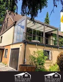 Großes Einfamilienhaus/Zweifamilienhaus in Schwarzenbach/Saale, Spitzen Wohnlage in Sackgasse - Schwarzenbach (Saale)