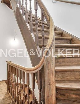 Stilvolle Altbauwohnung mit Balkon und Gartenblick - Ihr Rückzugsort im 1. Obergeschoss - Bremen