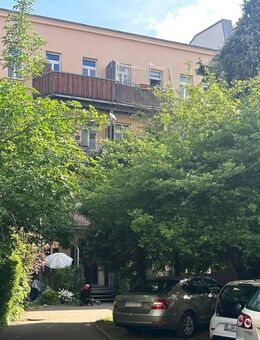 Mehrfamilienhaus mit Baugrundstück für ein weiteres Mehrfamilienhaus im Zentrum von Leipzig - Leipzig