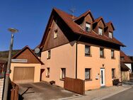 +++GROSSZÜGIGES ZWEIFAMILIENWOHNHAUS MIT SCHÖNEM GARTEN MITTEN IN IGENSDORF+++ - Igensdorf