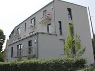 Bequem Wohnen - 2-Zimmer-Wohnung mit Personenaufzug und Balkon - München