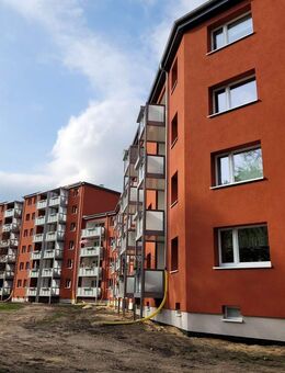 Modernisierte 3-Zimmer Wohnung mit Balkon - Kaltenkirchen