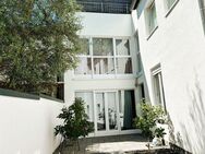 Gepflegtes, 2020 fertiggestelltes Einfamilienhaus mit Vorderhaus in Nippes-Bilderstöckchen - Köln