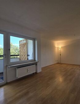 Großzügige 3 Zimmerwohnung mit Balkon und Aufzug - Geretsried
