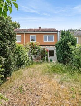 Bezugsfreies Reihenhaus mit optimaler Raumaufteilung, Garage, Garten und zusätzlicher Nutzfläche - Berlin