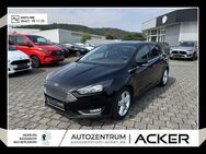 Ford Focus, 1.5 EcoBoost Titanium, Jahr 2016 - Marburg