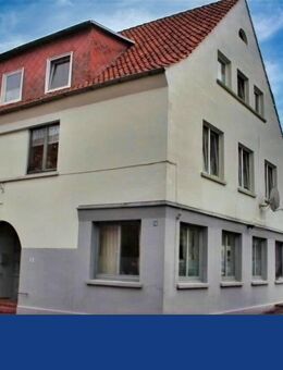 Voll vermietetes 3-Familienhaus mit 2 Garagen in ruhiger Wohnlage - Hessisch Oldendorf