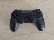 Playstation 4 in Bundeswehr style mit 2 Spielen & einen Controller - Niederaula