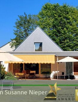 Einfamilienhaus mit zwei Garagen und zusätzlicher Bauparzelle mit Vorbescheid - Wülfrath-Düssel - Wülfrath