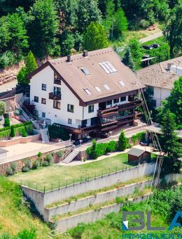 Exklusive Villa im Landhausstil - mit Wellnessbereich, Aufzug und großzügigem Raumkonzept - Bad Wildbad