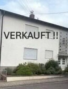 VERKAUFT!!! gepflegtes Zweif.-Haus mit 2 Eigentumswohnungen in ruhiger Lage von Eppelborn - Eppelborn