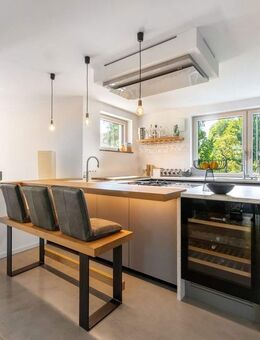 Moderne 4-Zimmer-Maisonette-Wohnung mit Garten-Oase in ruhiger, zentraler Lage - Starnberg