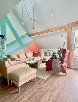 Kapitalanlage: Vermietete Maisonette mit Loggia & TG-Stellplatz in Stuttgart-Untertürkheim - Stuttgart