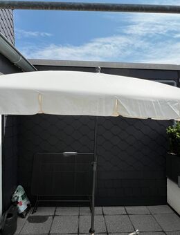Sonnenschirm / Balkonschirm - Düsseldorf