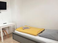 2-Zimmerwohnung mit TV, Internet, Dusche/Wc, Küche, Waschmaschine, Trockner und Parkplatz - Stuttgart