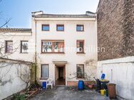 Kreativ werden in Köln Ehrenfeld - Sanierungsbedürftige Doppelhaushälfte wartet auf Ihre Ideen! - Köln