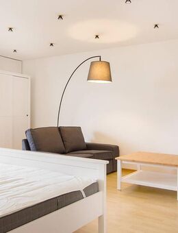 Tolles, voll möbliertes Appartement: Terrasse und kleiner Garten inklusive - Dachau