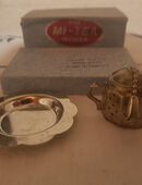 Vintage-Tee-Ei, versilbert, das MI-Tee-Ei mit Schachtel, hergestellt in England in 31655