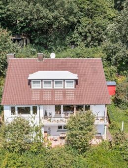 Charmantes Haus mit Flair in traumhafter Lage von Gelnhausen - Gelnhausen