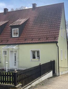 Ruhig gelegene Doppelhaushälfte am Stadtrand von Kemnath - Kemnath