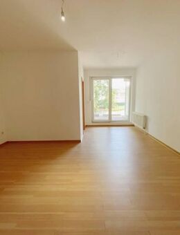 2-Zimmer-Wohnung mit Balkon und Garage in Alt-Oberhausen - Oberhausen