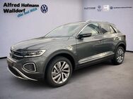 VW T-Roc, 1.5 TSI Style, Jahr 2022 - Walldorf (Baden-Württemberg)