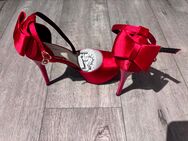 Neue Rote Heels in Gr. 37 - Bremen