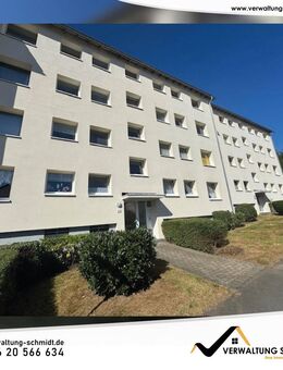 Renovierte und gepflegte 3-Zimmer Mietwohnung mit Balkon in Plettenberg - Plettenberg