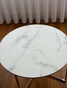 Runder Couchtisch „Antigua“ von Westwing – Marmor-Optik - Stuttgart