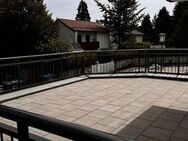 traumhafte 2 Zimmerwohnung mit Ankleide 2 Balkonen / TG / EBK - München