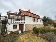 Bei Dippoldiswalde (B170) – 3 WE mit ca. 460 qm Nfl., 3 Garagen, Carport und 1600 qm Grundstück in ruhiger Seitenstraße - Dippoldiswalde