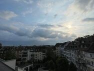 3-Zimmer Wohnung mit Balkon und großer Dachterasse - Düsseldorf