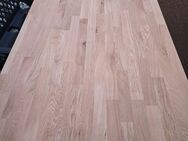 Massiver Wildeiche Tisch neu. Np 740 Euro - Celle