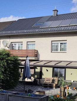 Gepflegtes Reihenendhaus mit großem Grundstück in Illingen - Illingen (Saarland)